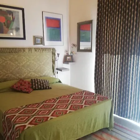 Arimatea Casa アパート