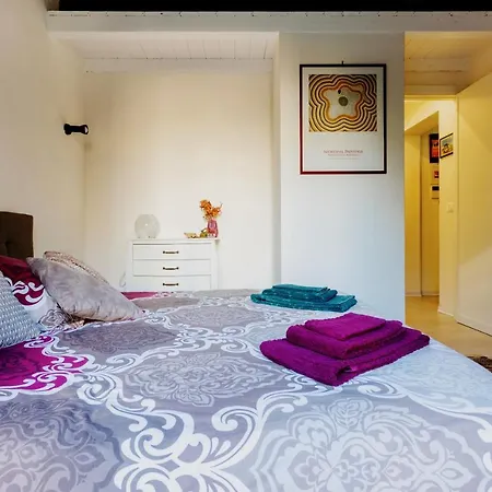 Arimatea Casa アパート *